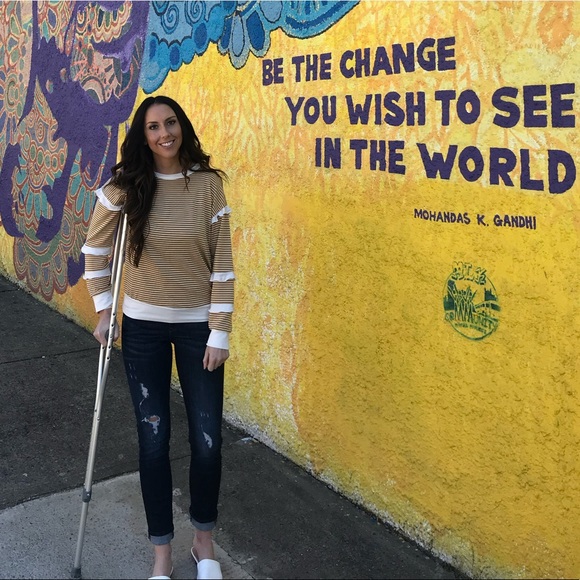 Ruffled Top - Picture 3 of 8